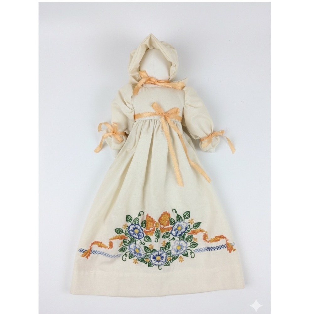 Caron International Faceless Fabric Doll Cream Cotton Muslin‎ Floral Embroidered